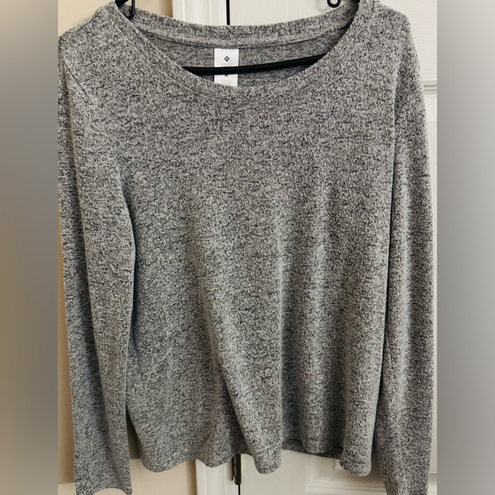 Cozy Top Solid Grey Woman’s M Long Sleeve Top